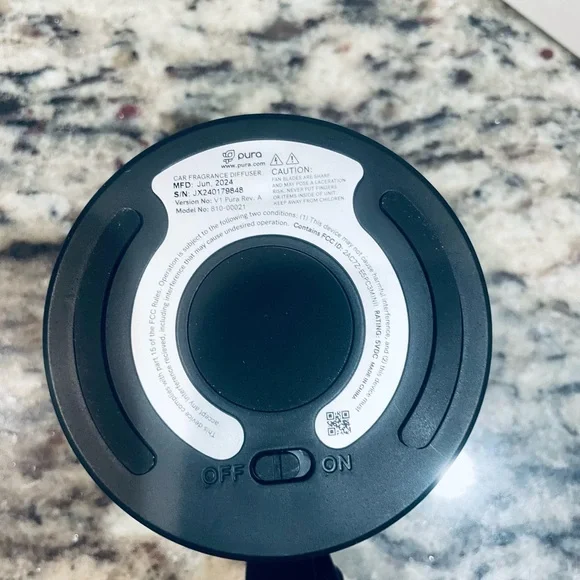 Pura Black Car Fragrance Diffuser - Picture 7 of 11